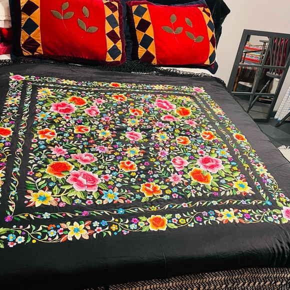 Floral Embroidered Black Scarf - Picture 2 of 14